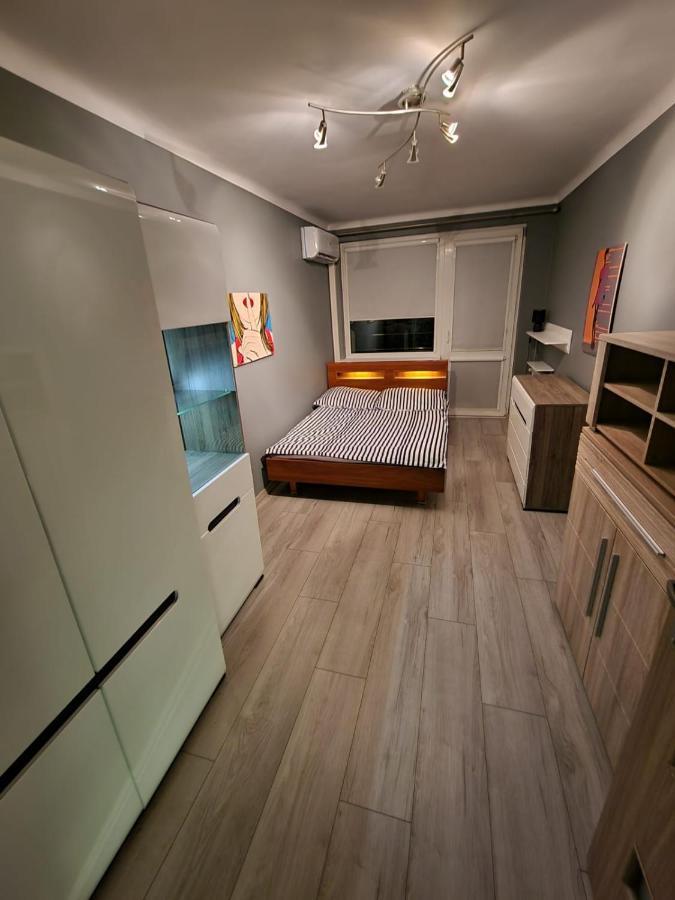 Luxury Aparments Klimatyzacja Z Prywatnym Parkingiem Apartment Radom Exterior photo